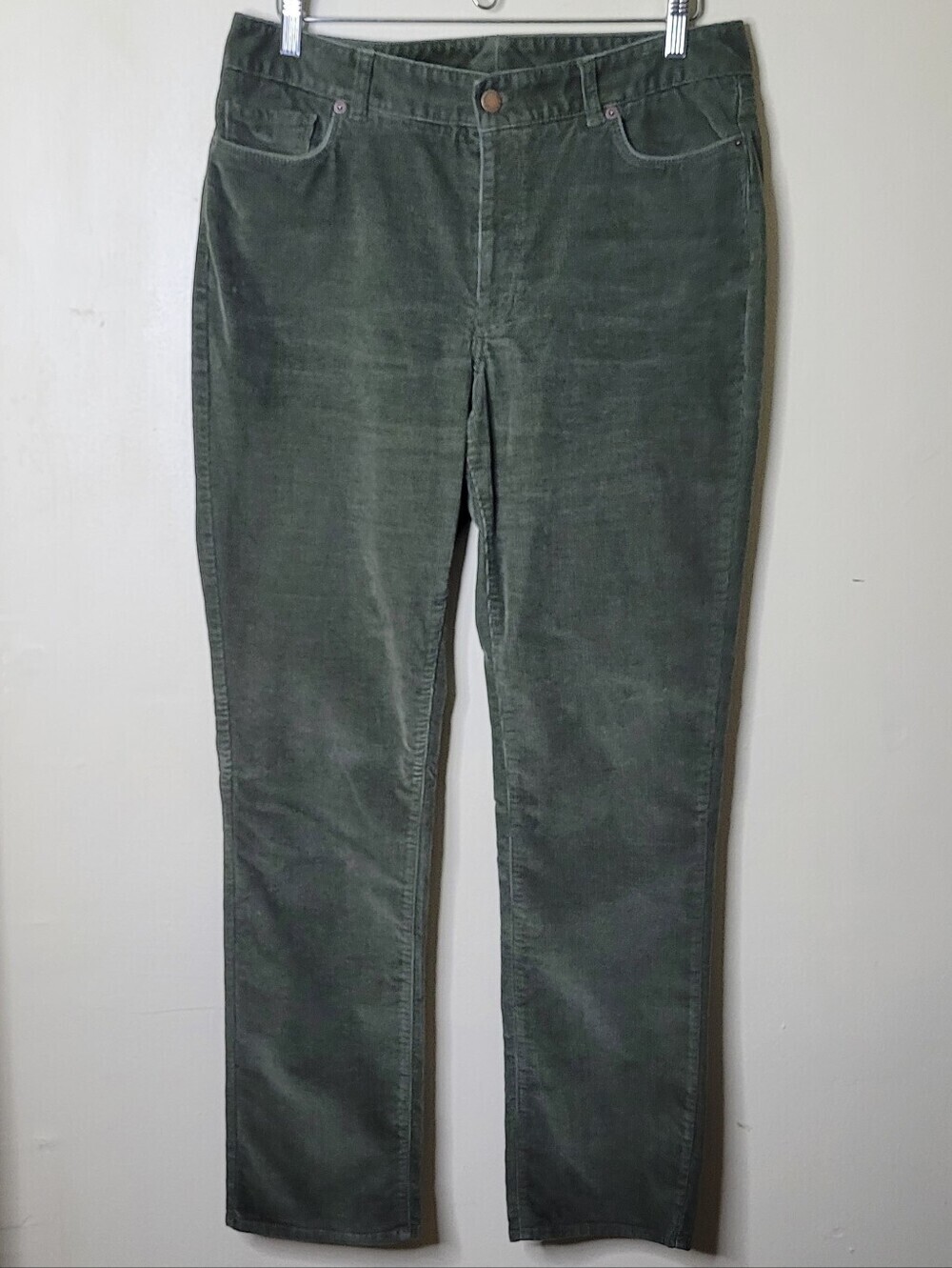LL Bean Favorite Fit Straight-Leg Corduroy Pants Size 12 - Picture 2 of 8